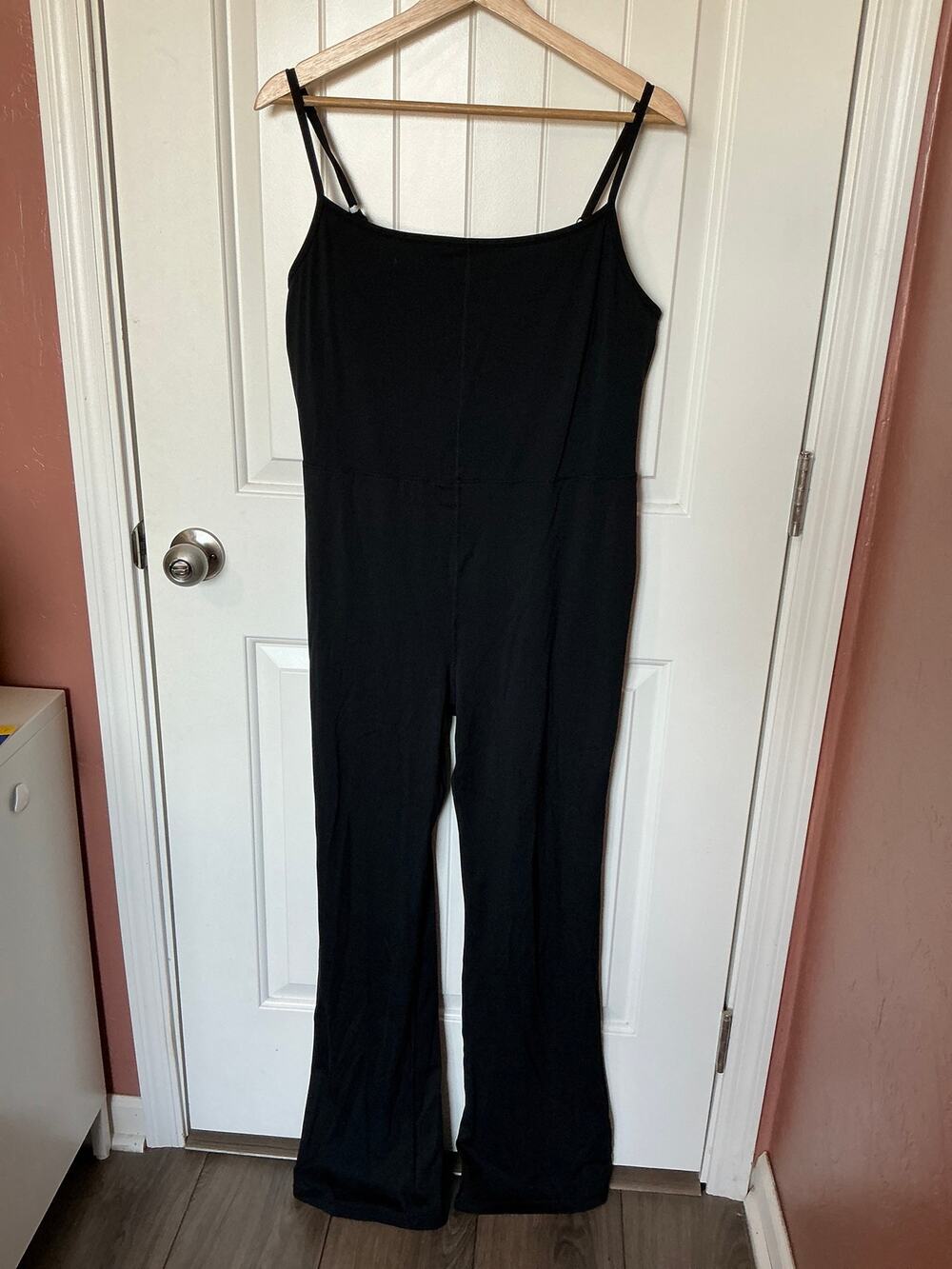 Quince Ultra Form Kick Flare Jumpsuit XLarge Black